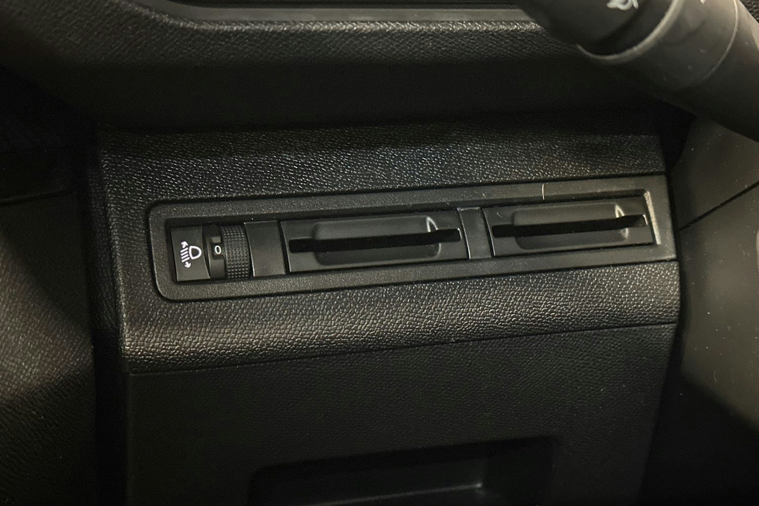 ruskea (beige) Peugeot 3008 2018 kuva 11.