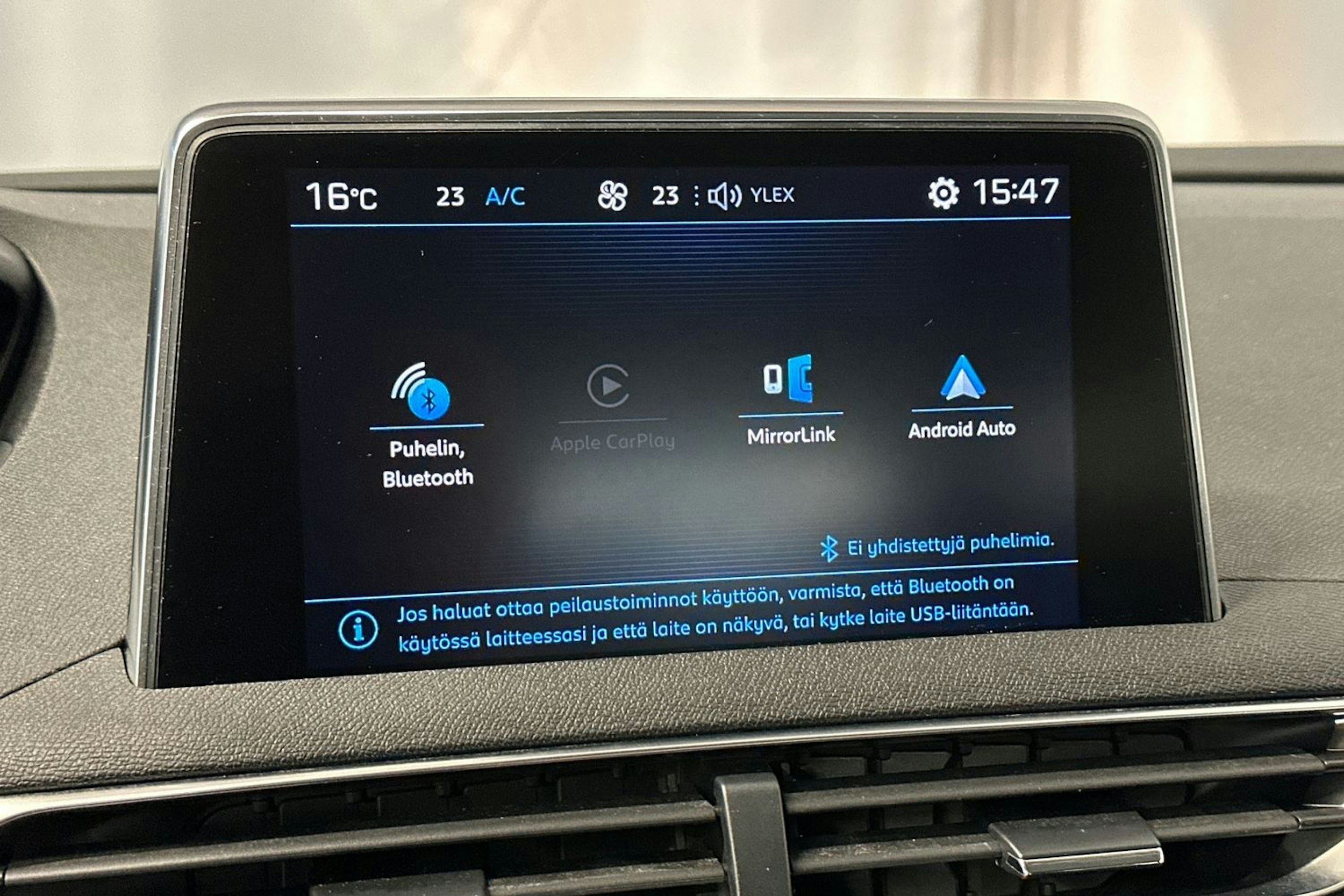 ruskea (beige) Peugeot 3008 2018 kuva 19.