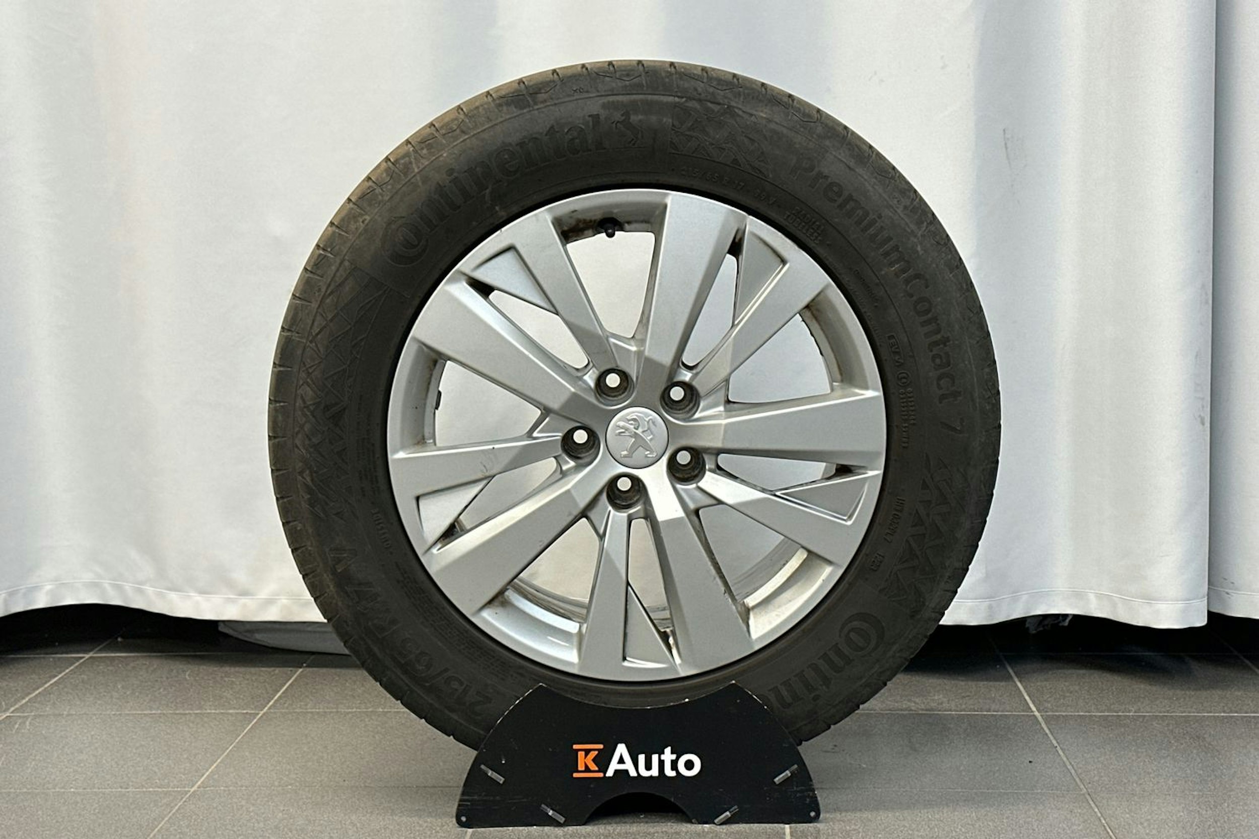 ruskea (beige) Peugeot 3008 2018 kuva 26.