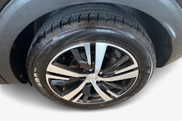 Musta Peugeot 3008 2018 kuva 12.