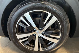 Musta Peugeot 3008 2018 kuva 13.