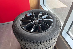Musta Peugeot 3008 2018 kuva 16.