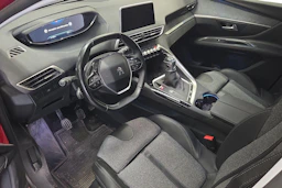 harmaa Peugeot 3008 2018 kuva 3.