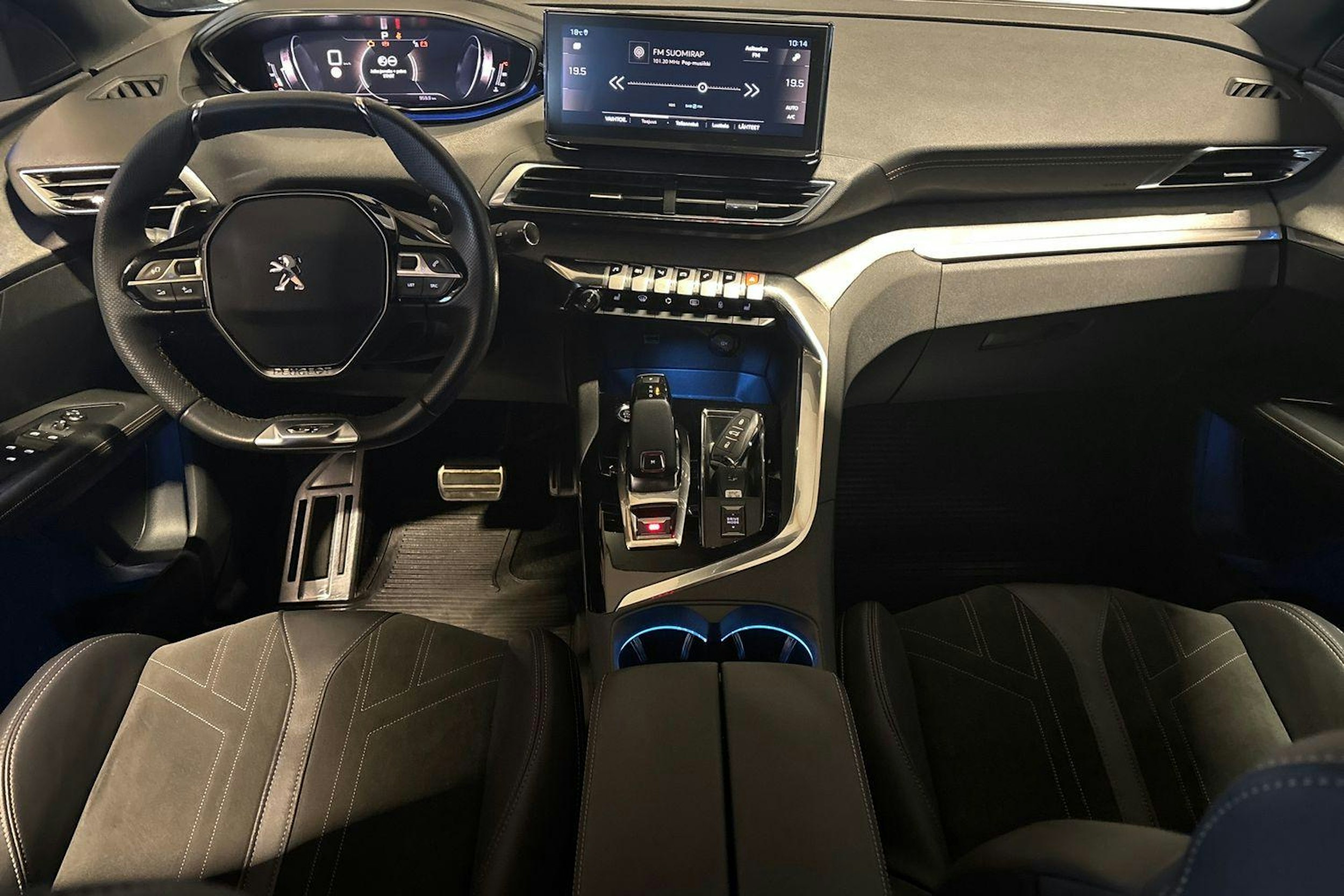 Musta Peugeot 3008 2021 kuva 9.