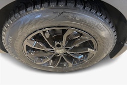 Musta Peugeot 3008 2021 kuva 11.