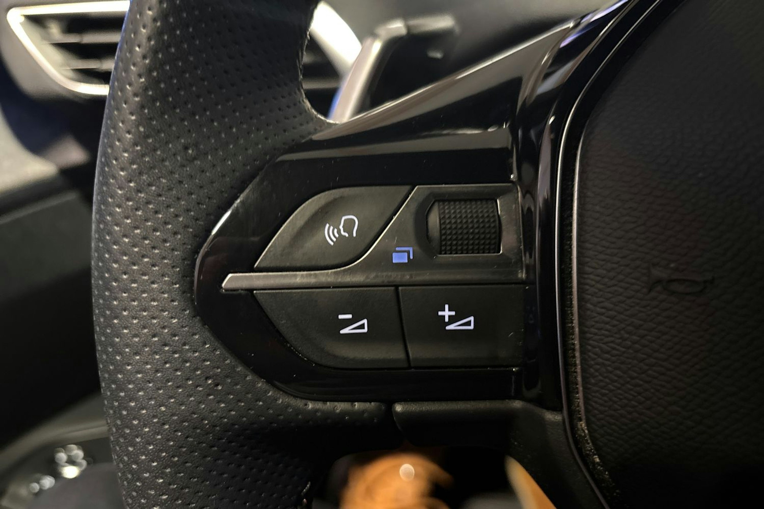 Musta Peugeot 3008 2021 kuva 19.