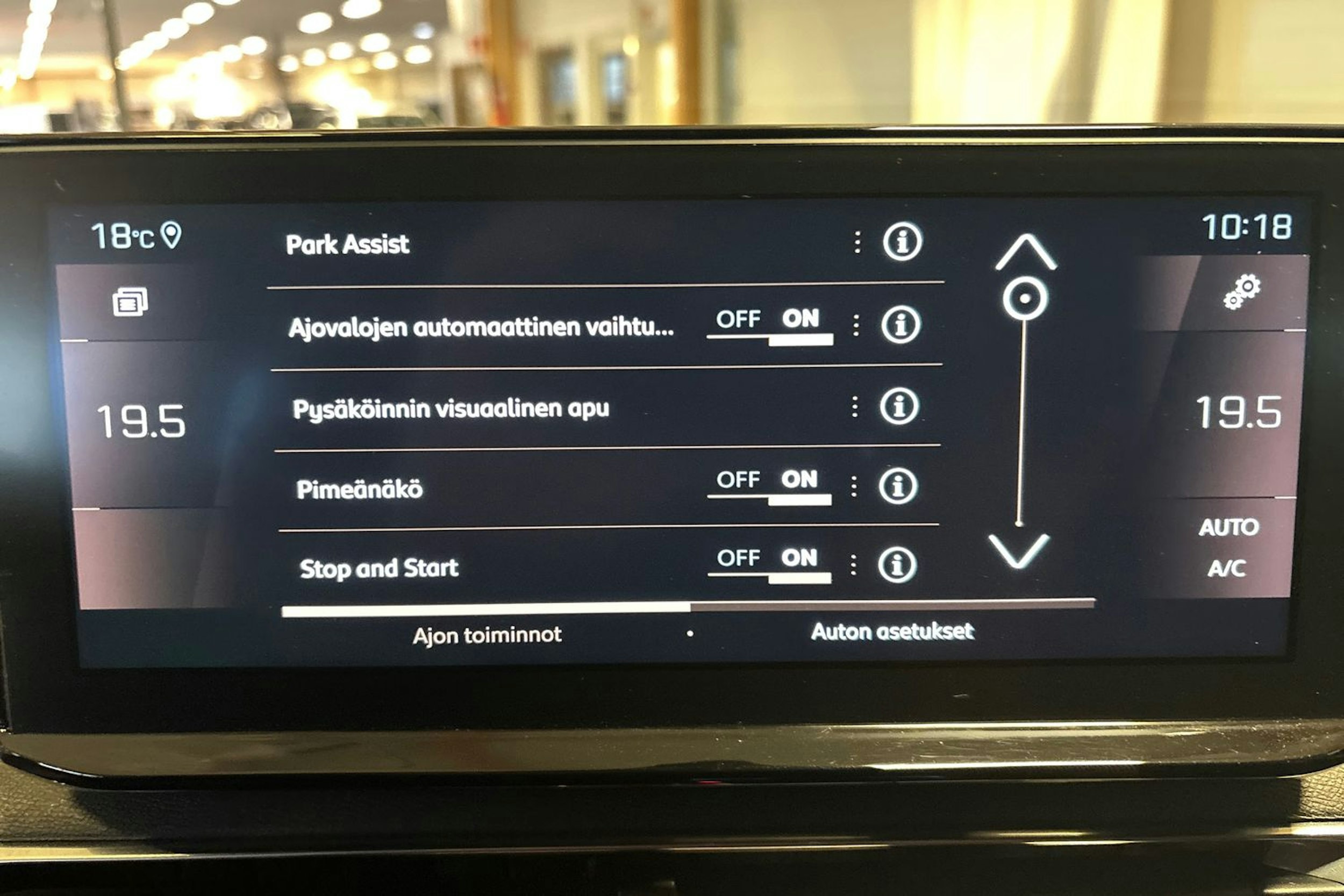 Musta Peugeot 3008 2021 kuva 21.