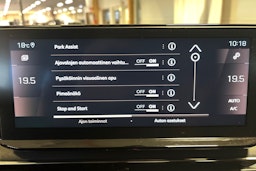 Musta Peugeot 3008 2021 kuva 21.