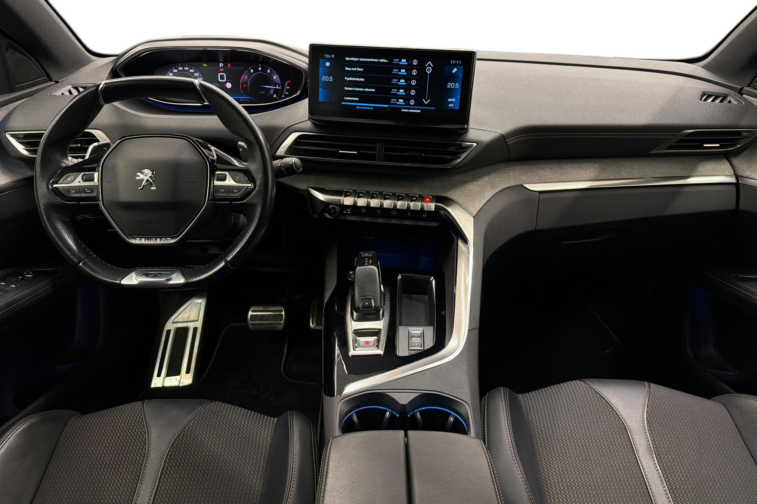 met. punainen Peugeot 3008 2021 kuva 9.