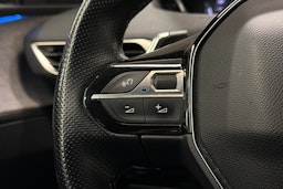 met. punainen Peugeot 3008 2021 kuva 20.