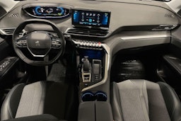 musta Peugeot 3008 2021 kuva 9.