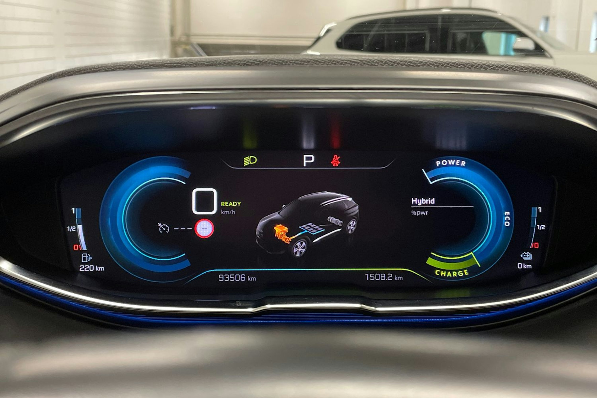 musta Peugeot 3008 2021 kuva 16.