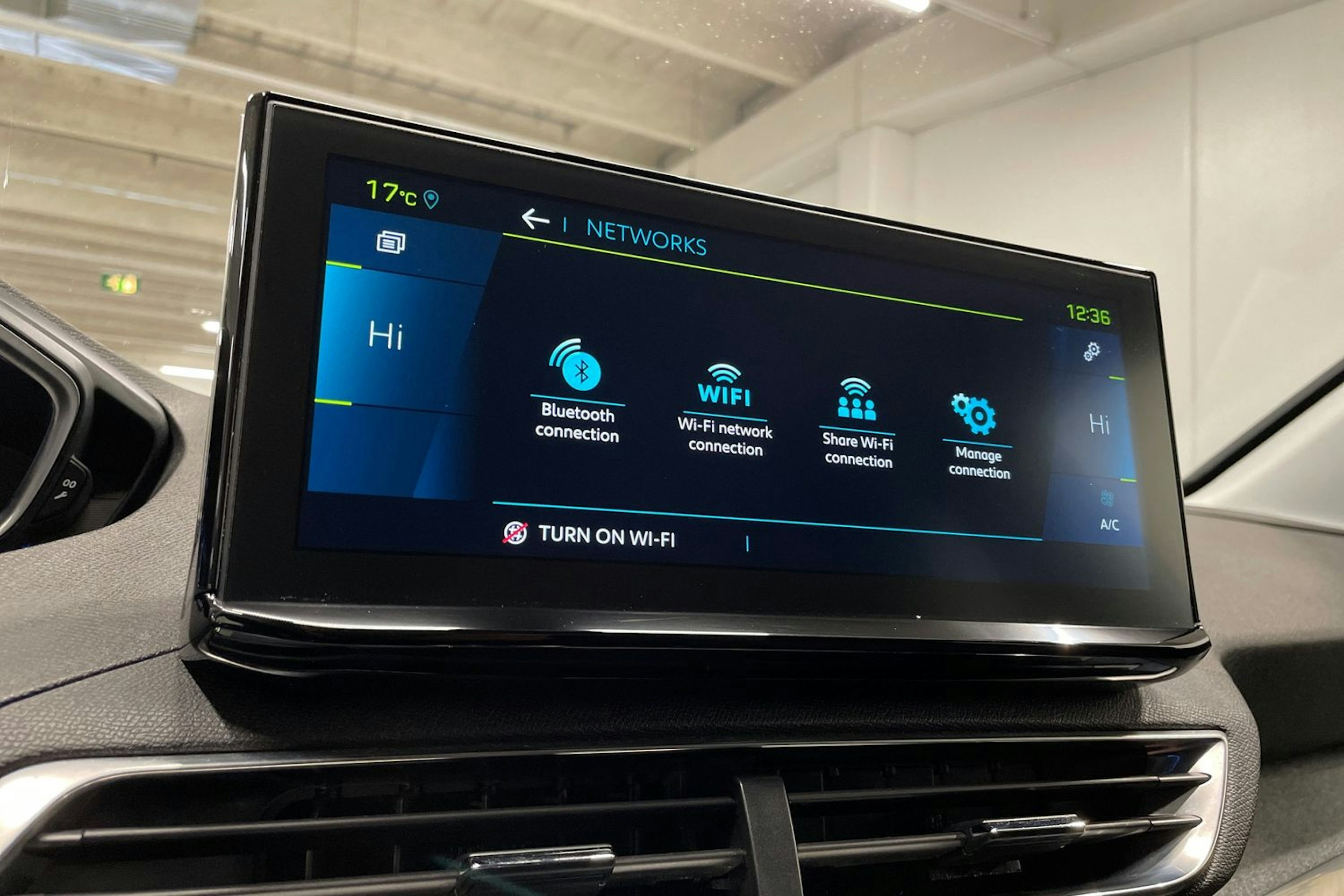 musta Peugeot 3008 2021 kuva 20.