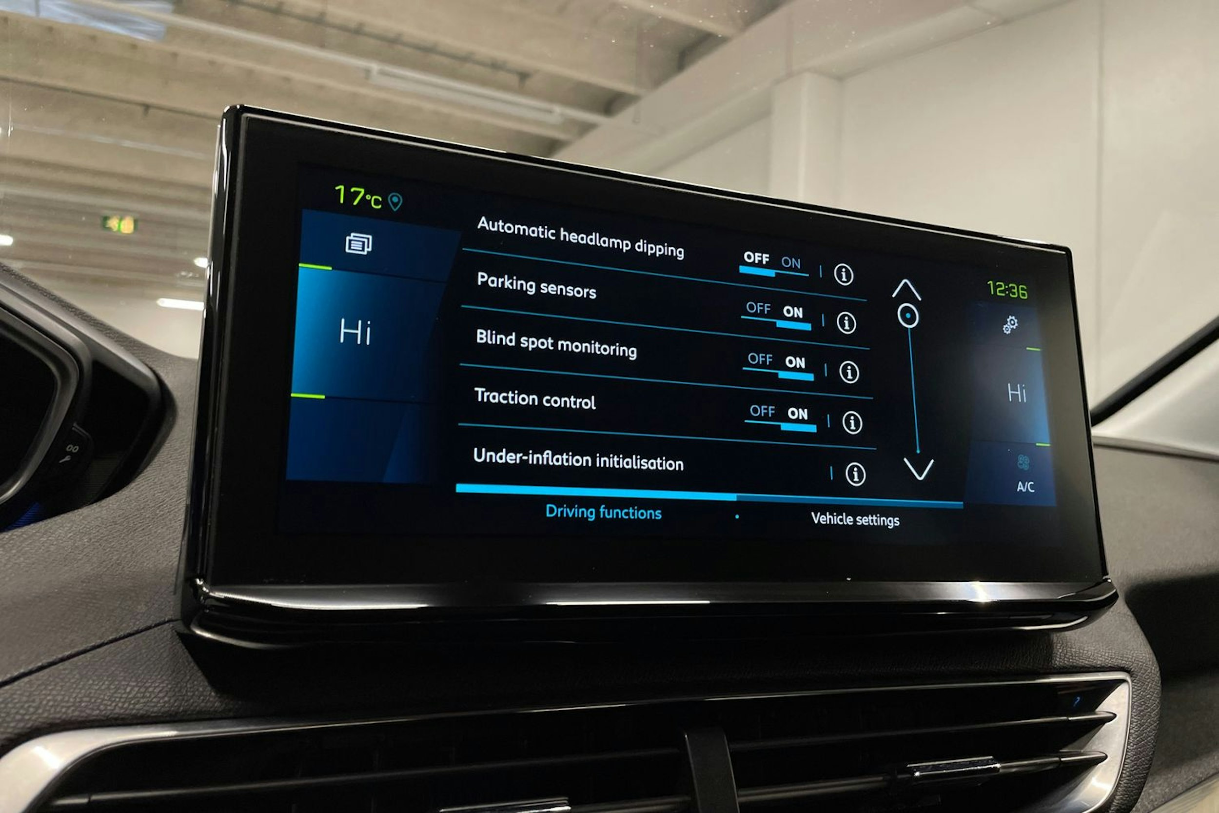 musta Peugeot 3008 2021 kuva 21.