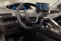 musta Peugeot 3008 2021 kuva 26.