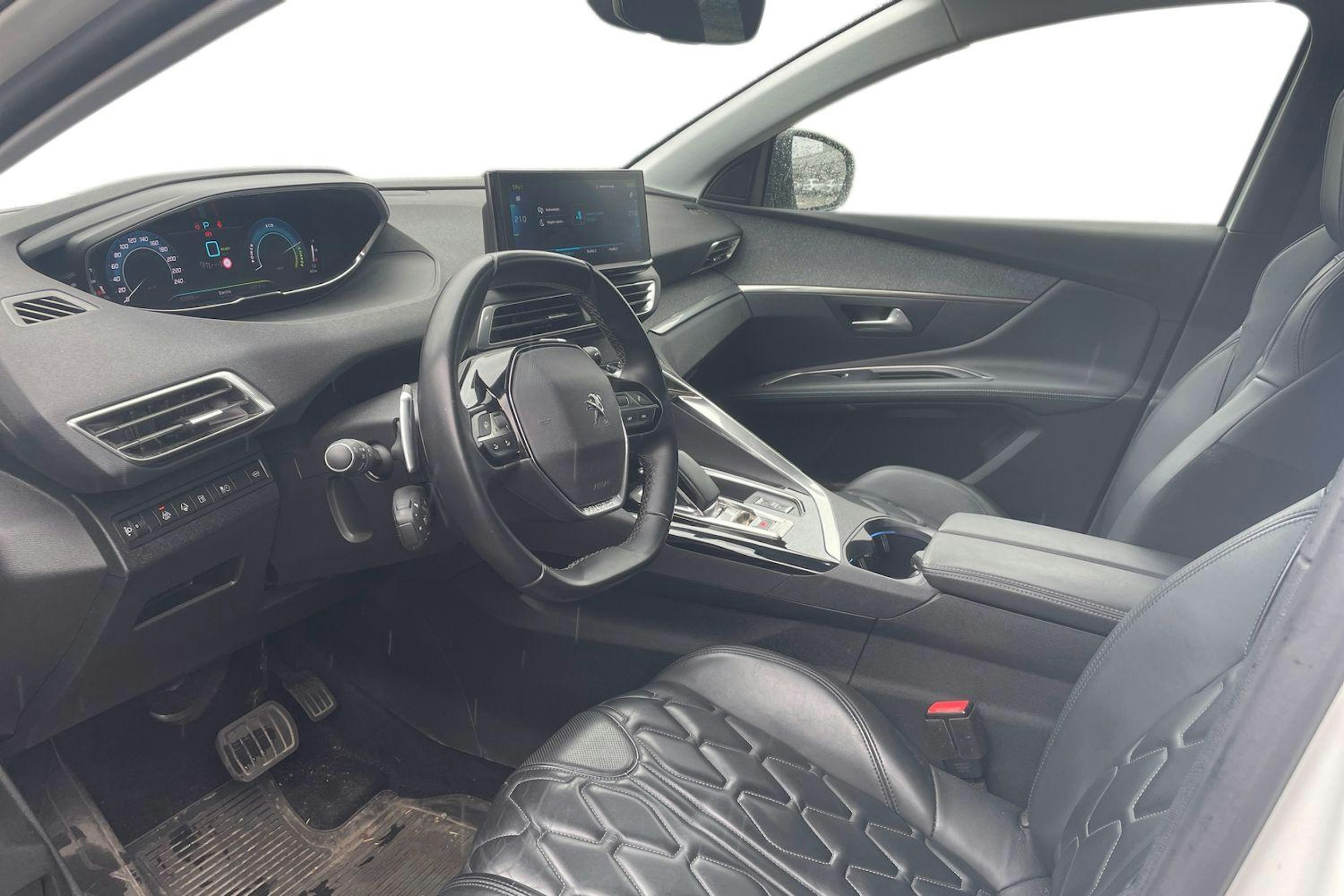 valkoinen Peugeot 3008 2021 kuva 3.