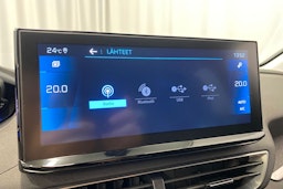 musta Peugeot 3008 2021 kuva 26.