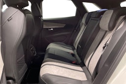 valkoinen Peugeot 3008 2021 kuva 10.
