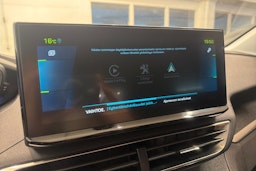 harmaa Peugeot 3008 2021 kuva 26.