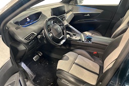 Sininen Peugeot 3008 2021 kuva 3.