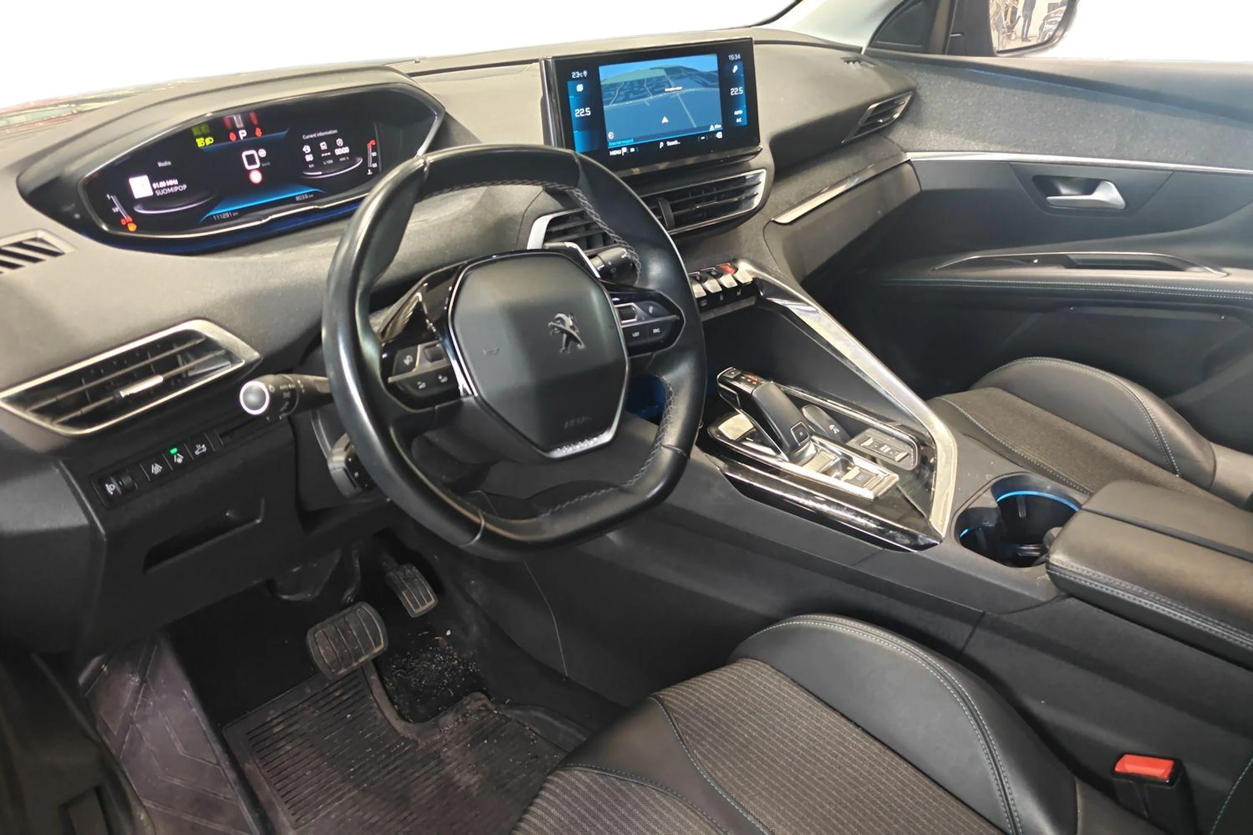 musta Peugeot 3008 2021 kuva 3.