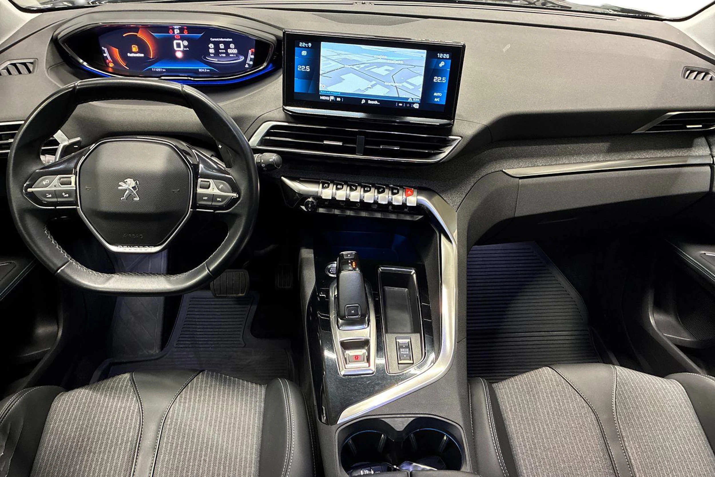 musta Peugeot 3008 2021 kuva 7.