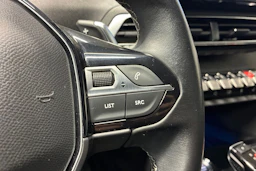 musta Peugeot 3008 2021 kuva 14.