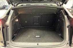 musta Peugeot 3008 2021 kuva 23.