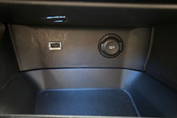 sininen Peugeot 3008 2022 kuva 27.