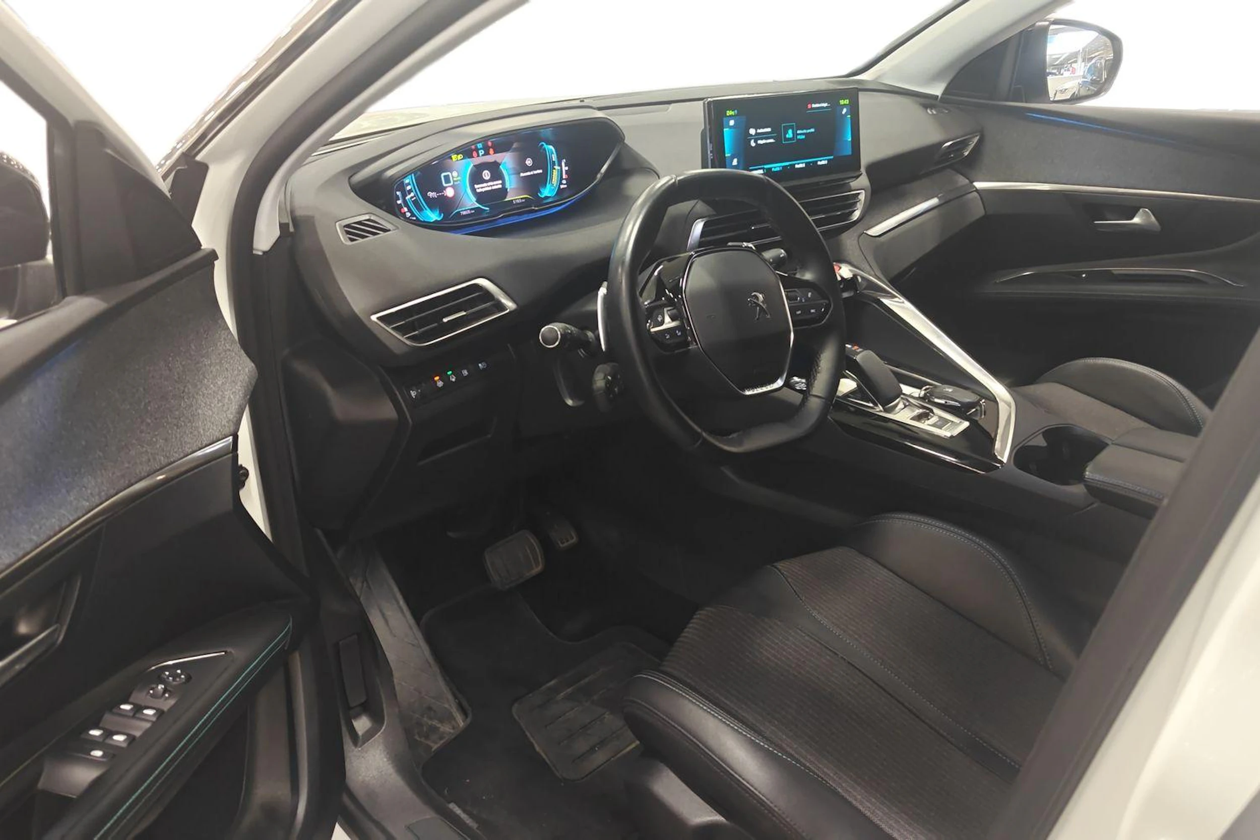 met. valkoinen Peugeot 3008 2022 kuva 3.