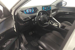 met. valkoinen Peugeot 3008 2022 kuva 3.
