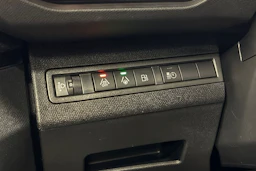 met. valkoinen Peugeot 3008 2022 kuva 15.