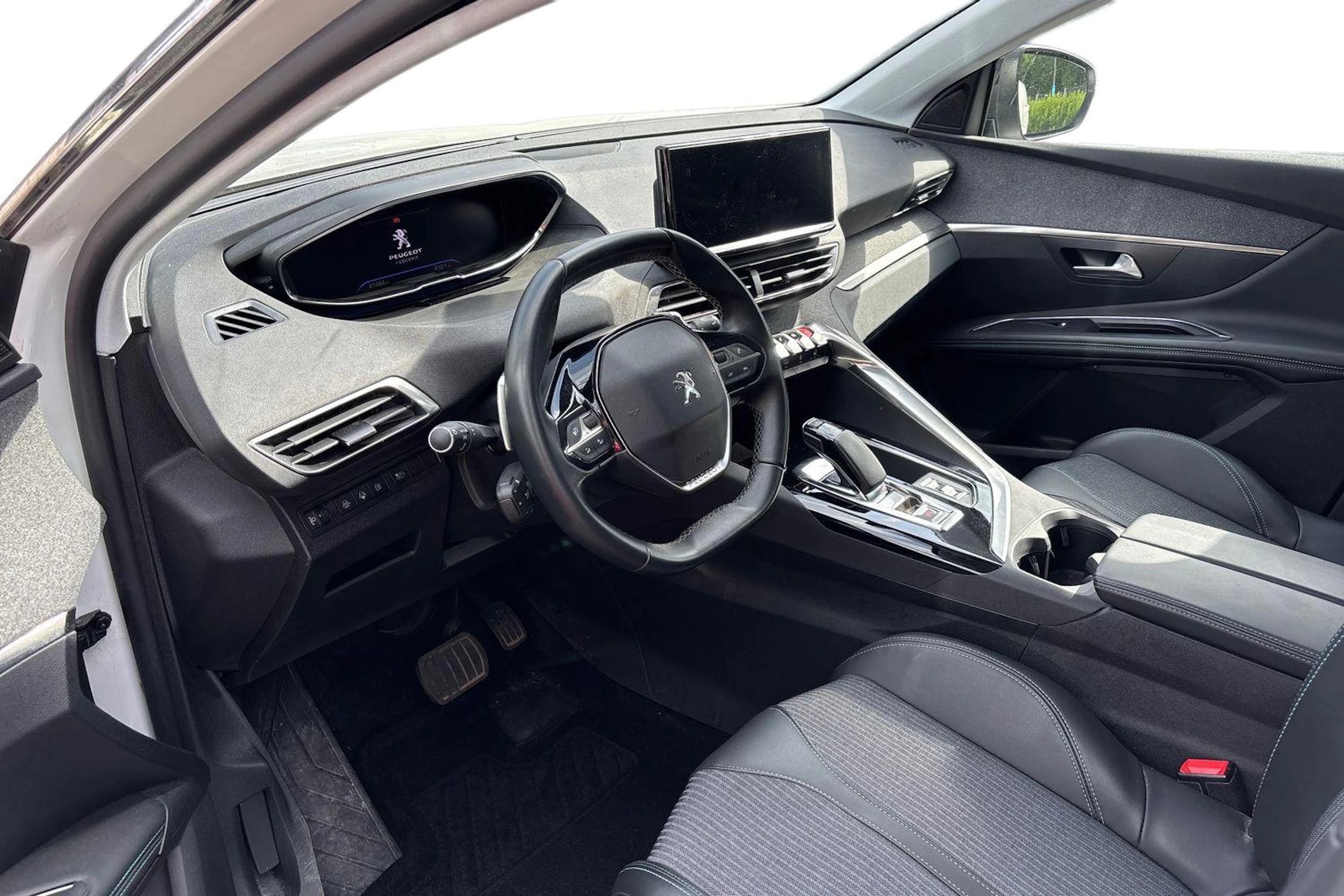 valkoinen Peugeot 3008 2022 kuva 3.
