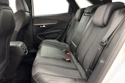 valkoinen Peugeot 3008 2022 kuva 8.