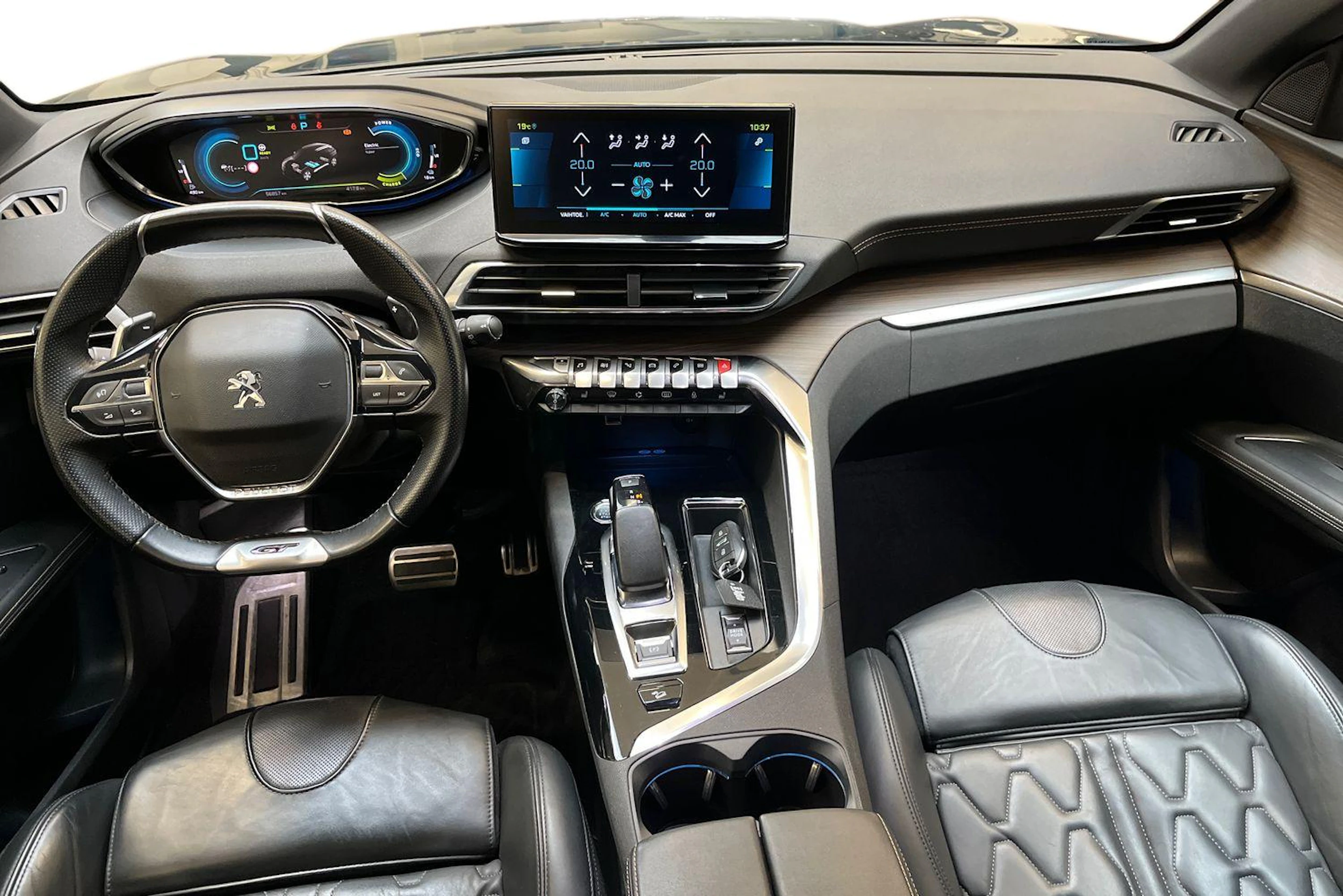 sininen Peugeot 3008 2021 kuva 7.