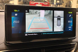 sininen Peugeot 3008 2021 kuva 14.