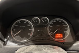 punainen Peugeot 307 2002 kuva 17.