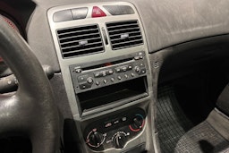 punainen Peugeot 307 2002 kuva 20.