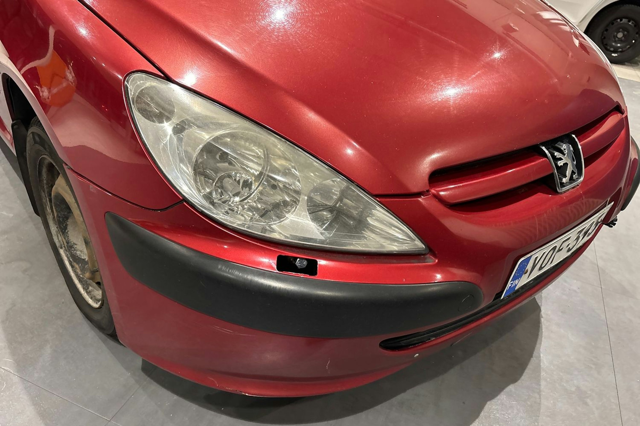punainen Peugeot 307 2002 kuva 23.