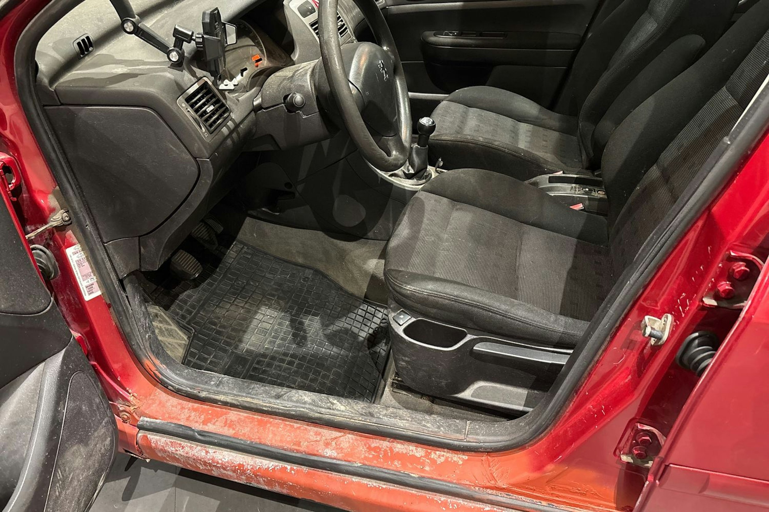 punainen Peugeot 307 2002 kuva 30.