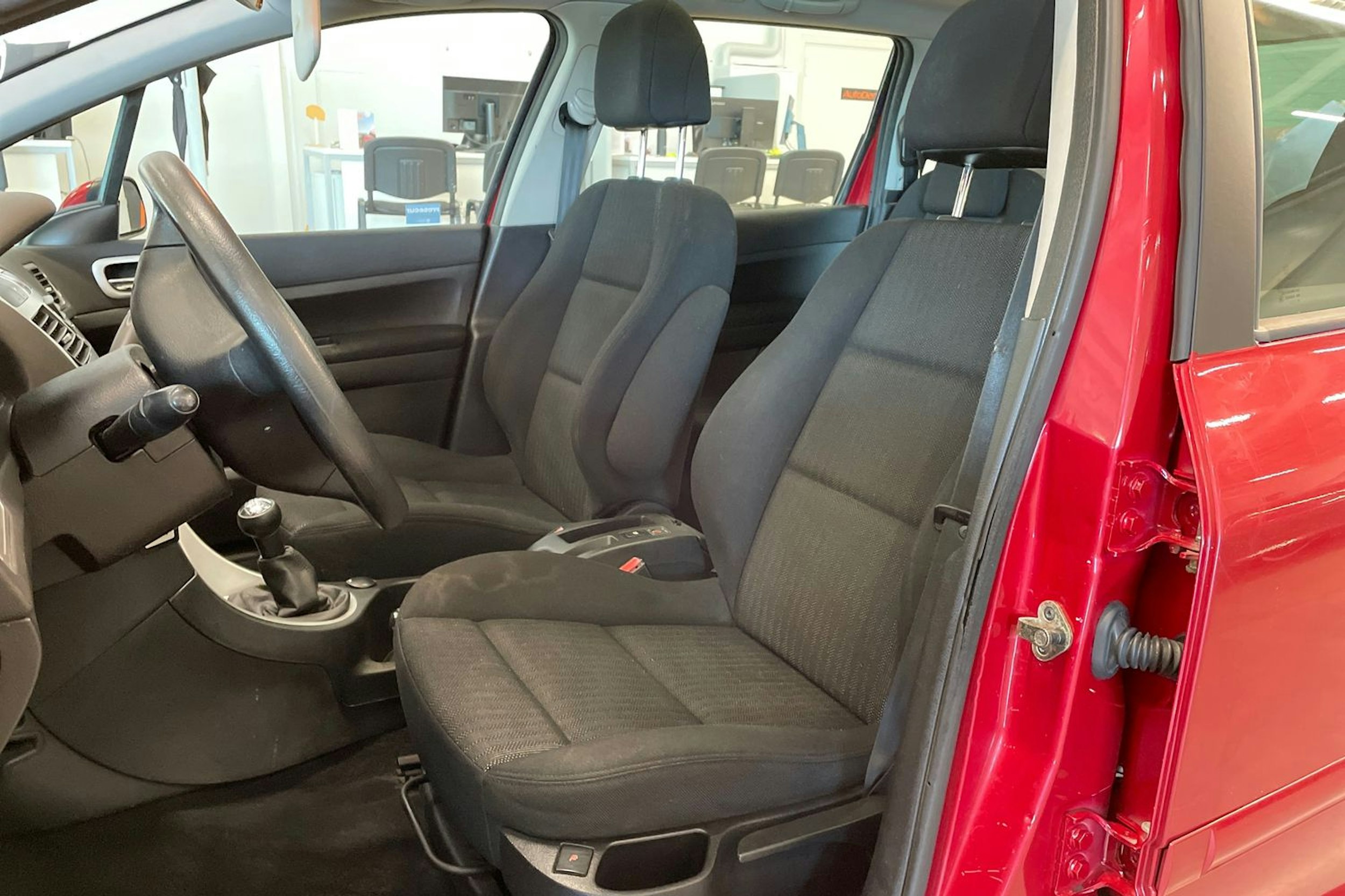met. punainen Peugeot 307 2006 kuva 14.