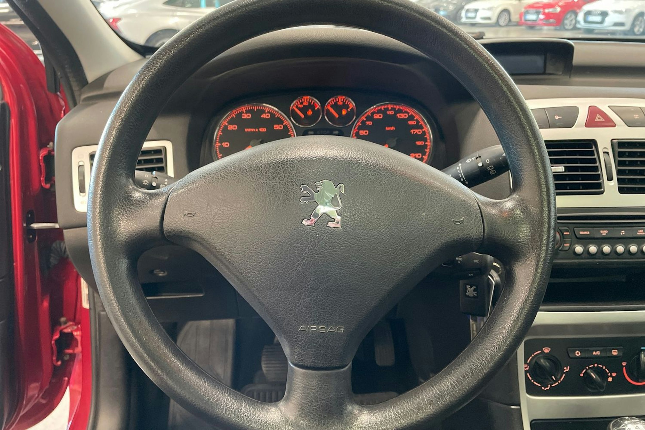 met. punainen Peugeot 307 2006 kuva 16.