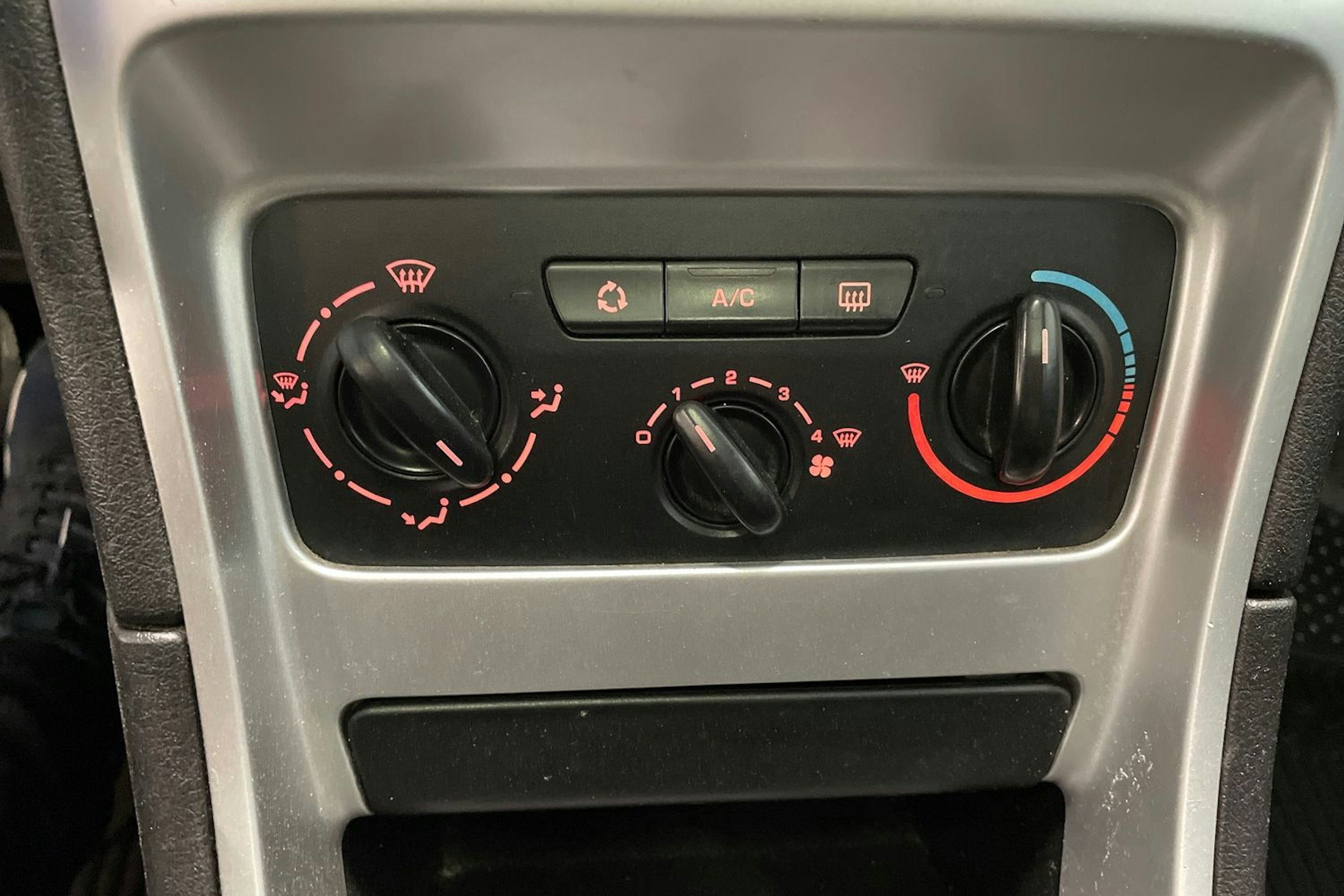 met. punainen Peugeot 307 2006 kuva 22.