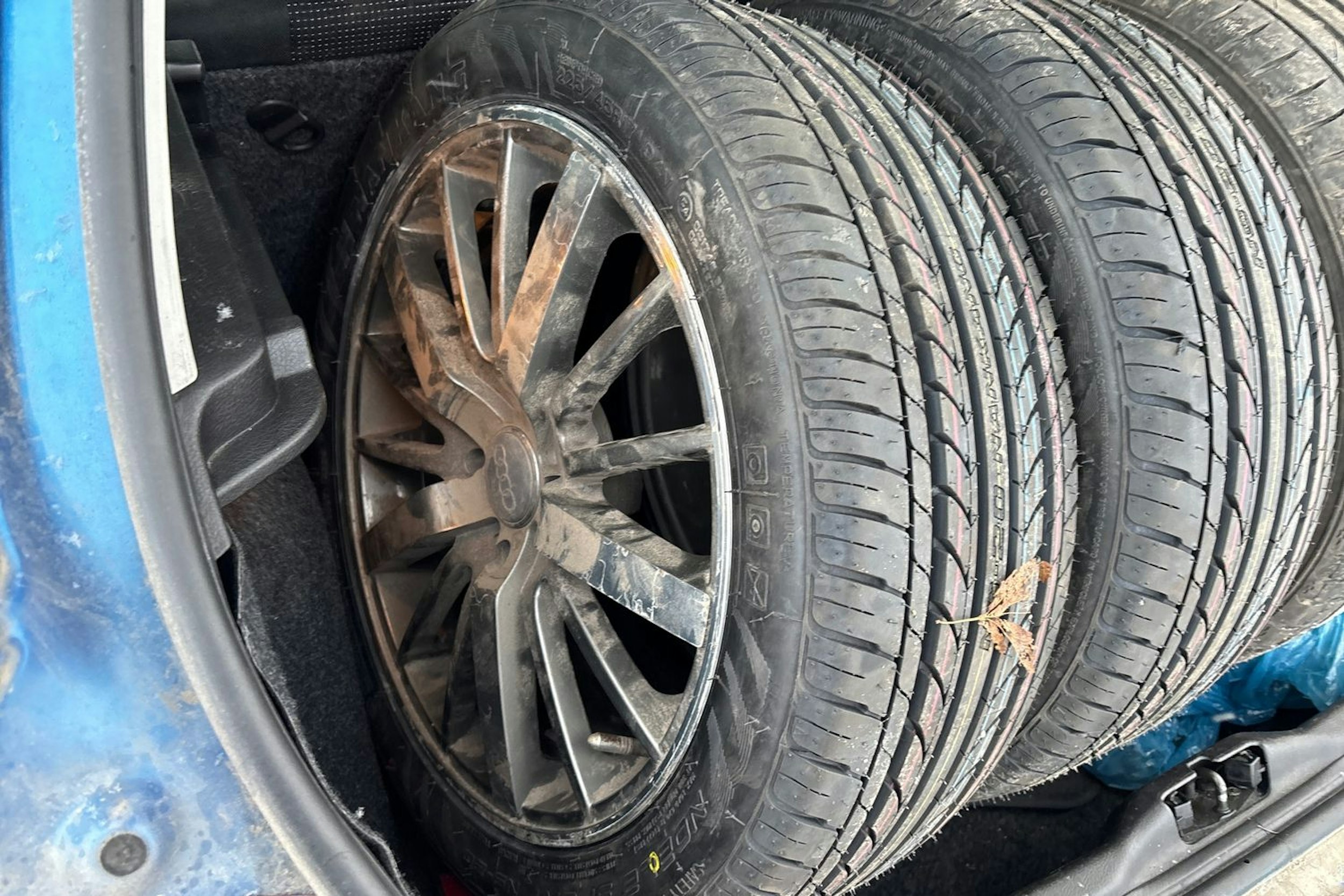 sininen Peugeot 307 2008 kuva 15.