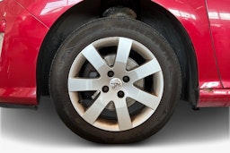 punainen Peugeot 308 2010 kuva 11.