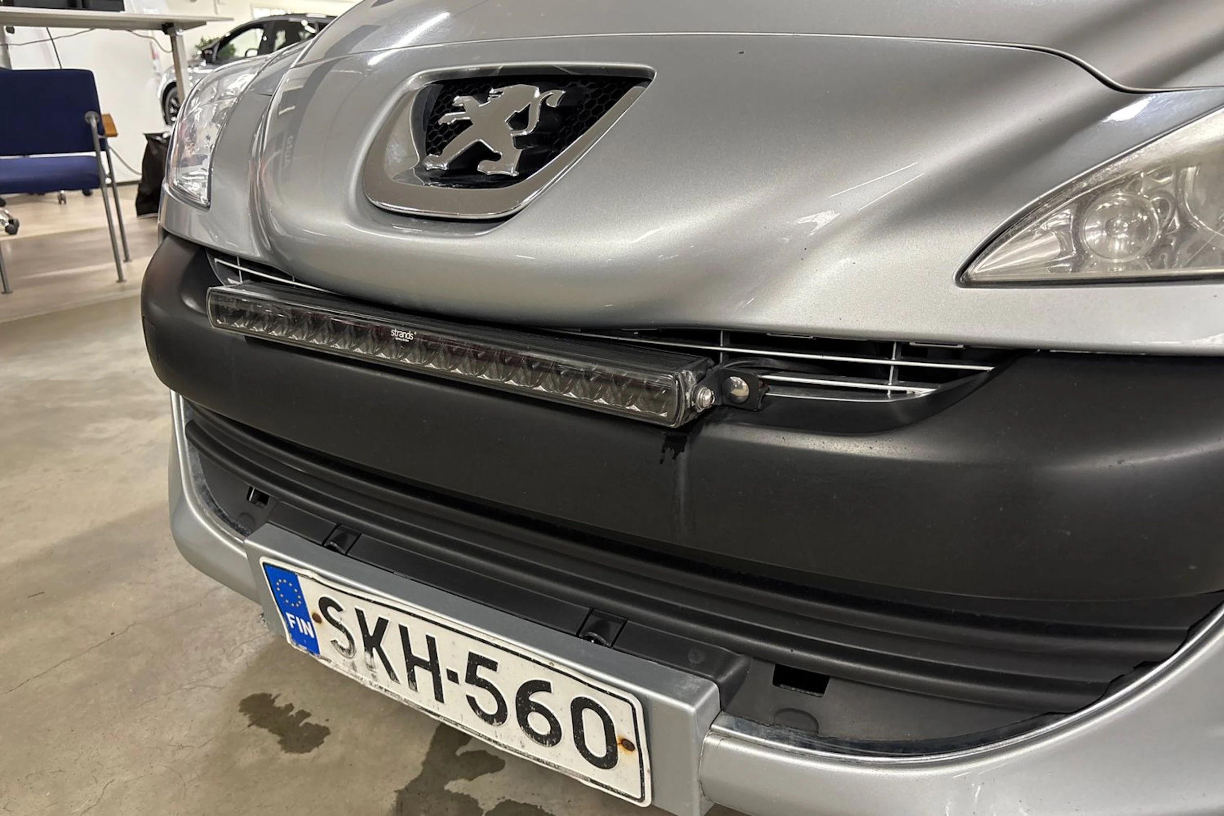 Harmaa Peugeot 308 2010 kuva 18.