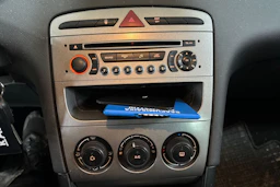 Harmaa Peugeot 308 2010 kuva 40.