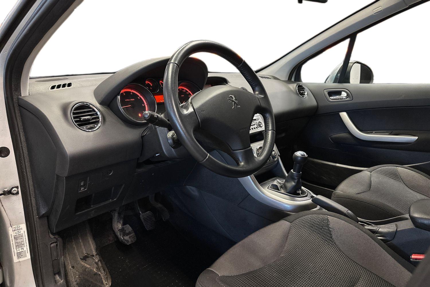 Peugeot 308 SW Active VTi 120 2011, kuva 6/35