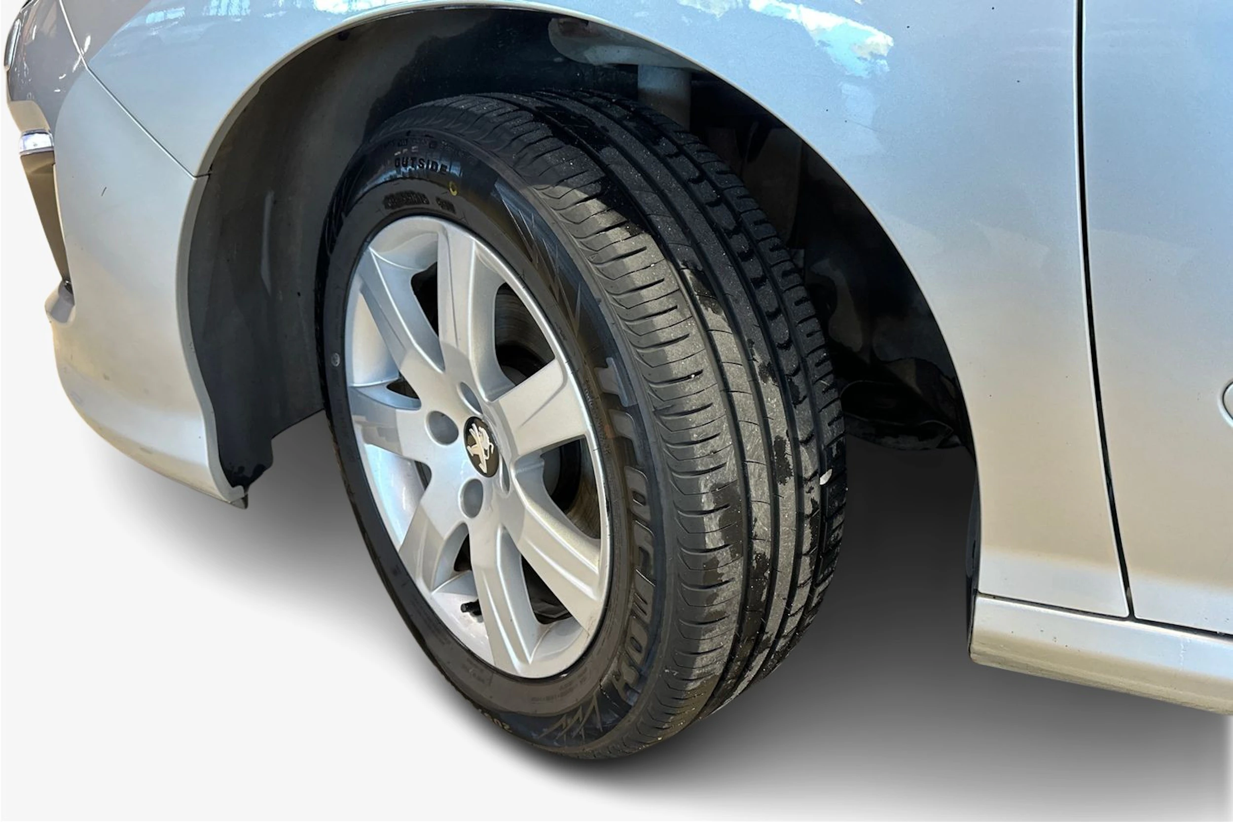 harmaa Peugeot 308 2011 kuva 9.