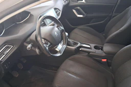 valkoinen Peugeot 308 2014 kuva 6.